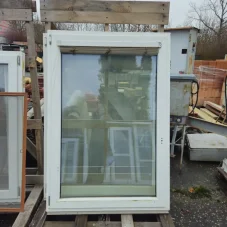PLASTOVÉ OKNO 1090 × 1590 mm – STARŠÍ